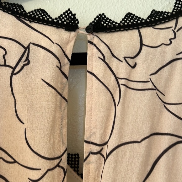 Line & Dot romper XS - Picture 6 of 6